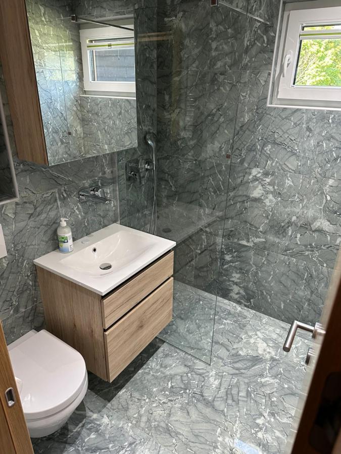 Bovecenter Apartments Kaninska Vas Esterno foto